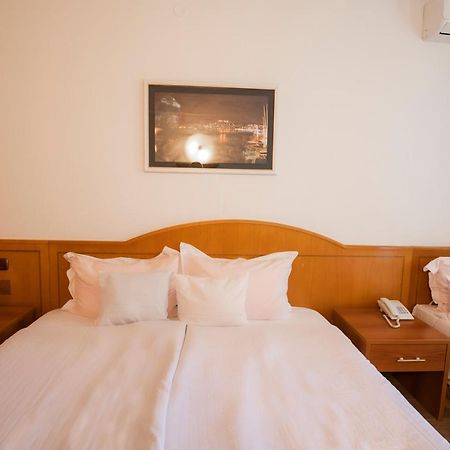 Hotel Tourist - Metropol Lake Resort Ohrid Exterior photo